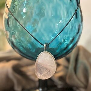 Elegant Quartz Pendant Necklace